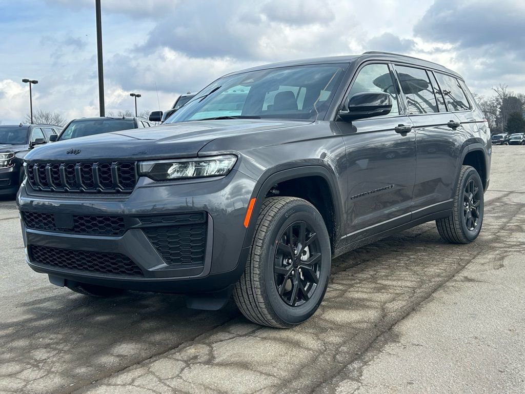 New 2026 Jeep Grand Cherokee L 4WD image 2