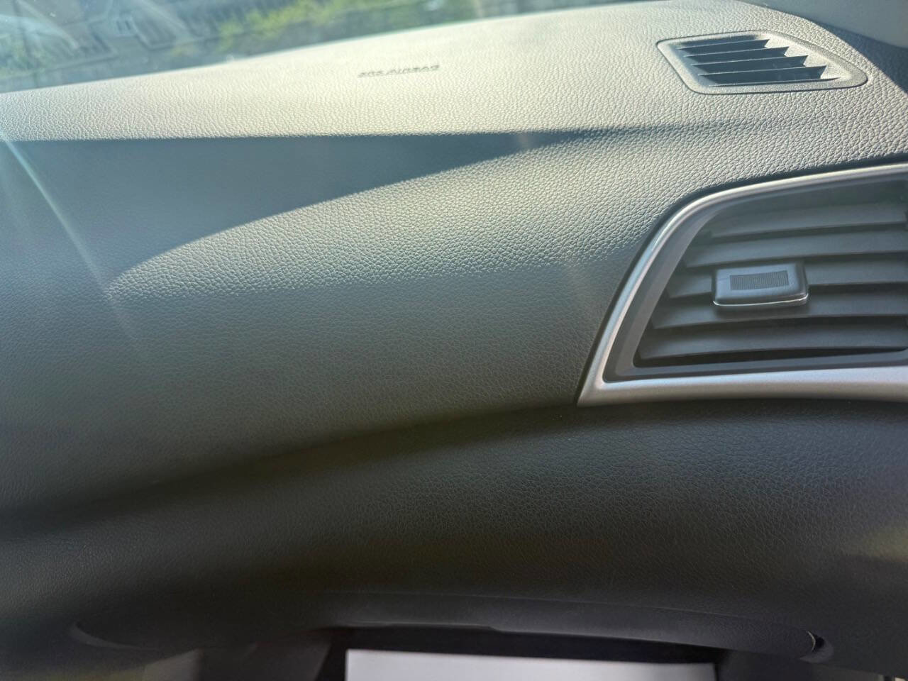 Used 2014 Nissan Sentra SV image 16