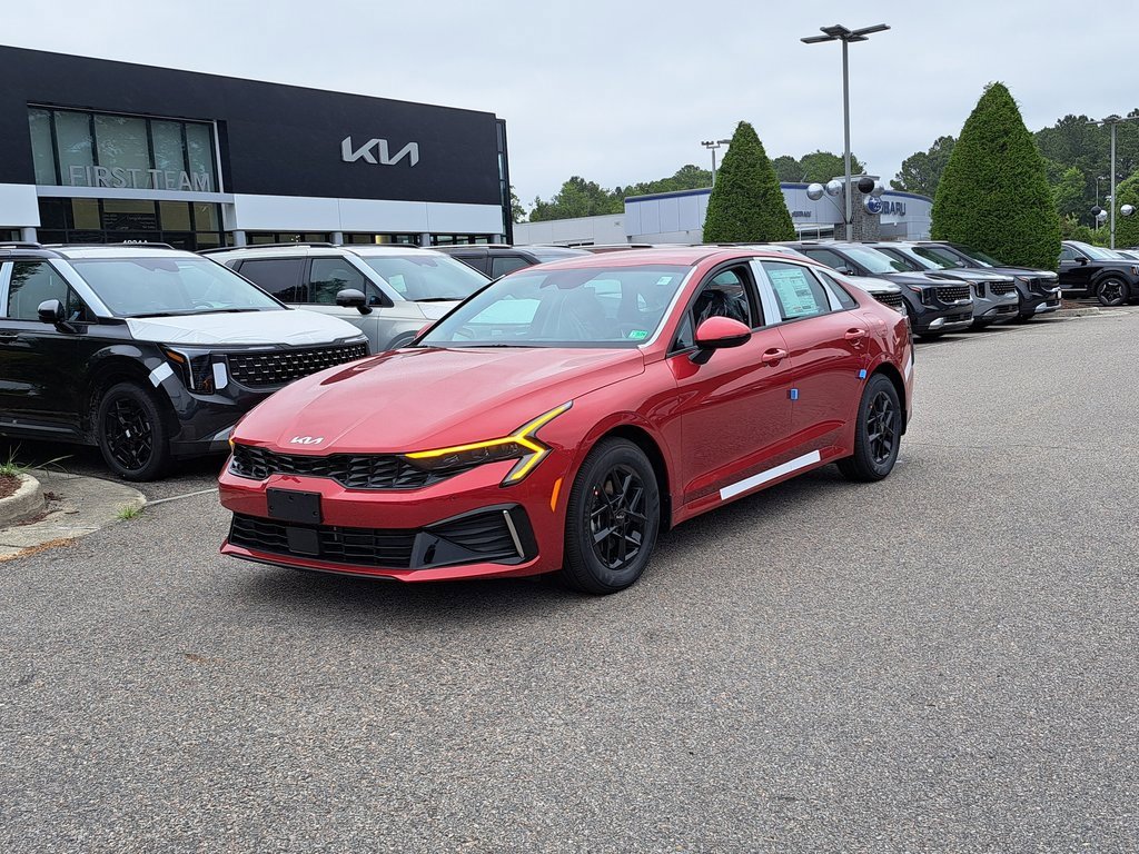 New 2025 Kia K5 LXS