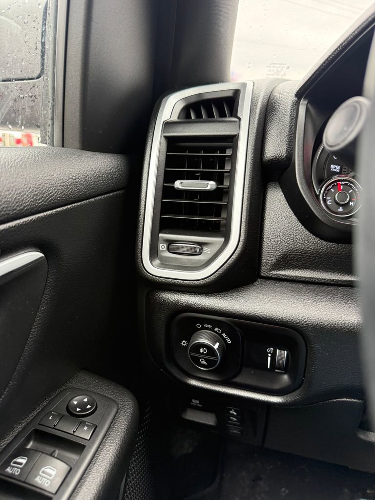 Used 2020 RAM 1500 Big Horn image 29