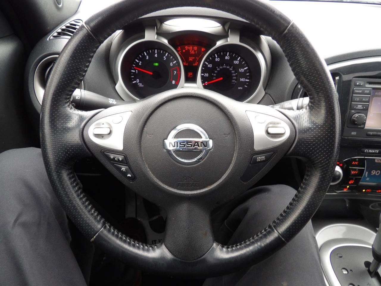 Used 2013 Nissan Juke SV AWD/4WD image 13