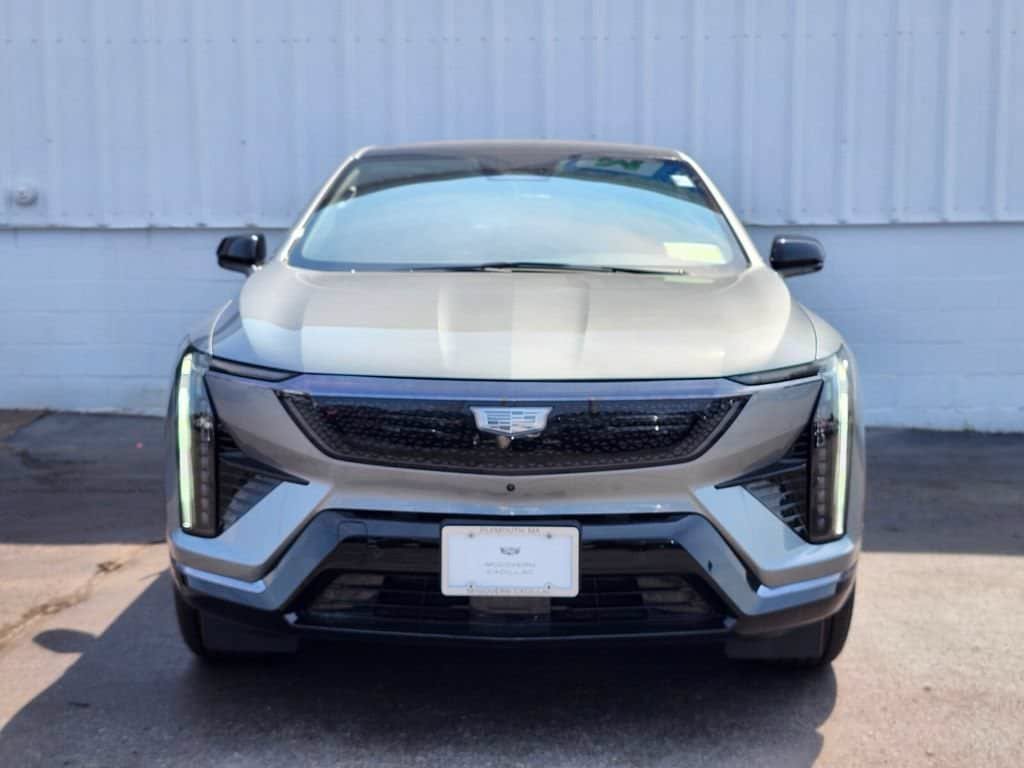 New 2026 Cadillac Optiq Sport 2 AWD/4WD image 8