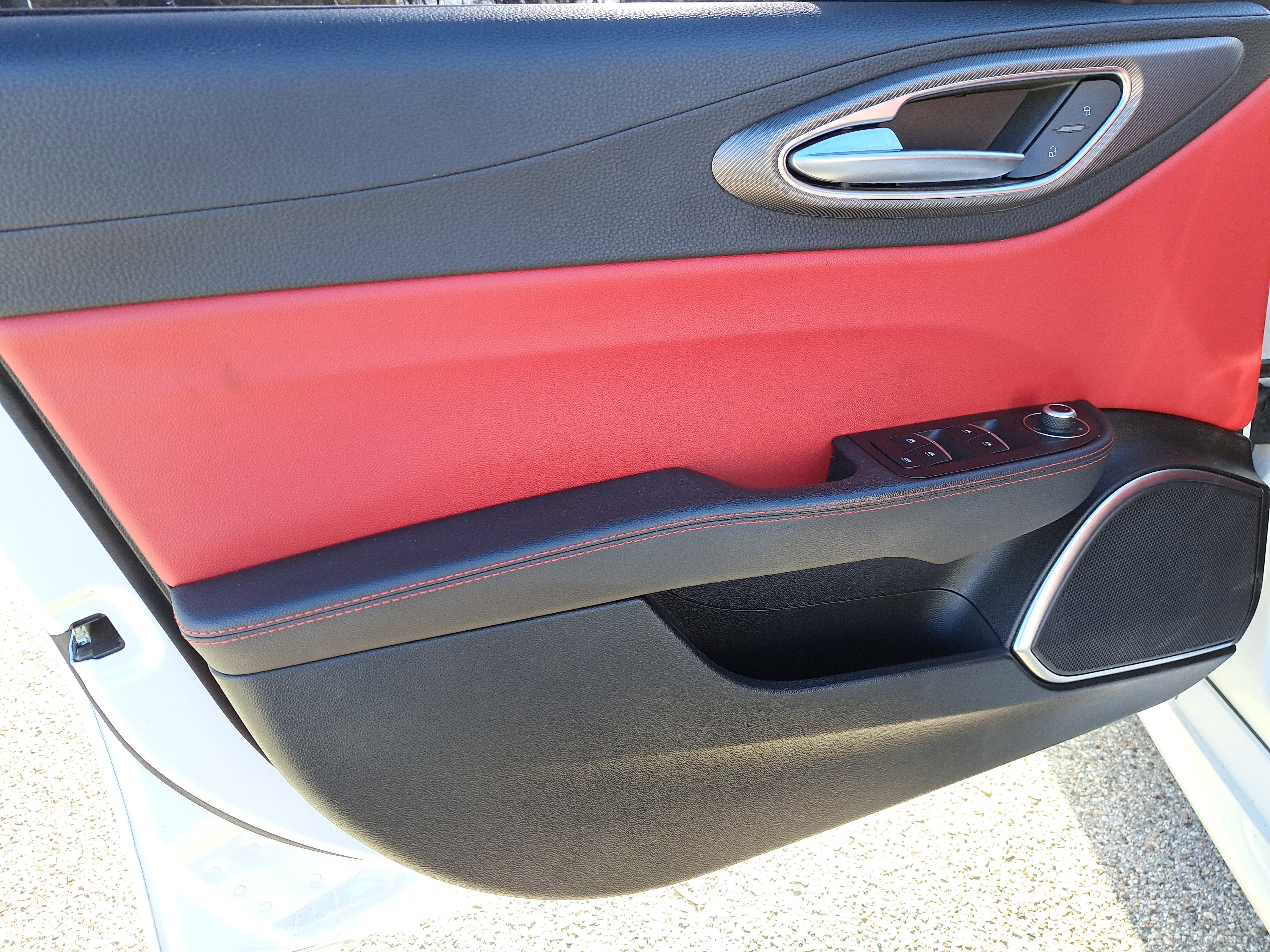 Used 2021 Alfa Romeo Giulia Ti Sport image 15