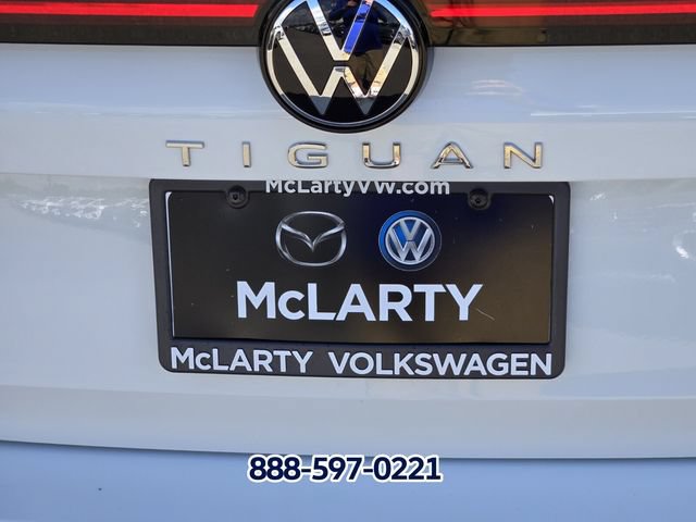 New 2026 Volkswagen Tiguan SE FWD image 11