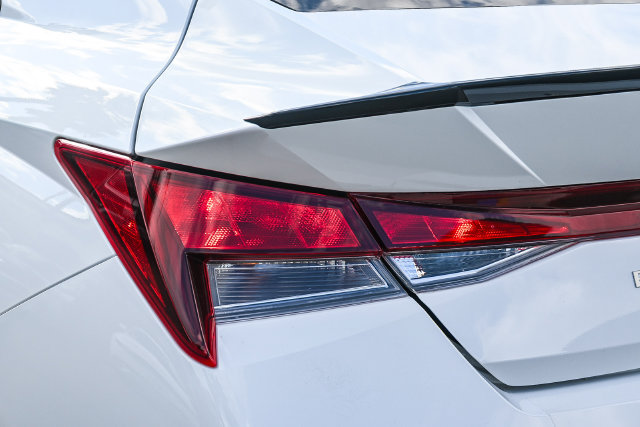 Used 2026 Hyundai Elantra Sport FWD image 8
