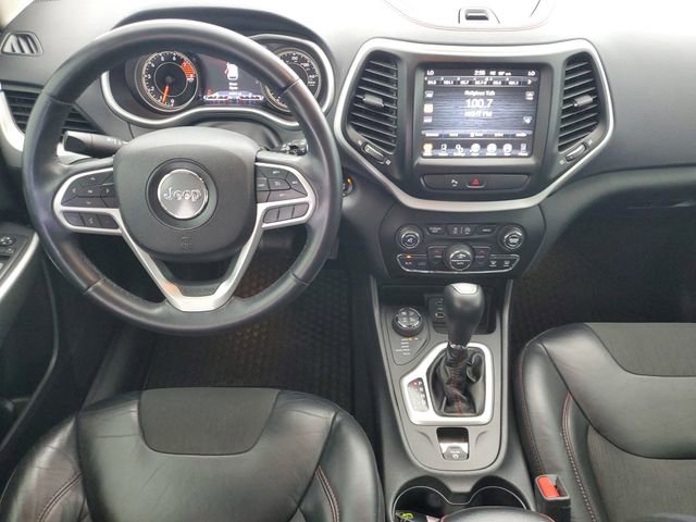 Used 2018 Jeep Cherokee Trailhawk w/ Trailer Tow Group image 7