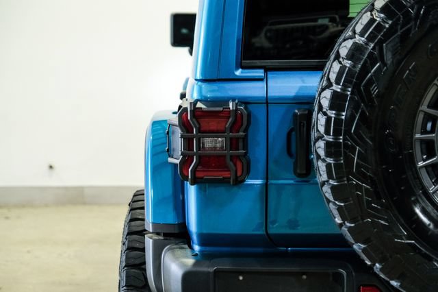 Used 2020 Jeep Wrangler Unlimited Rubicon AWD/4WD image 35