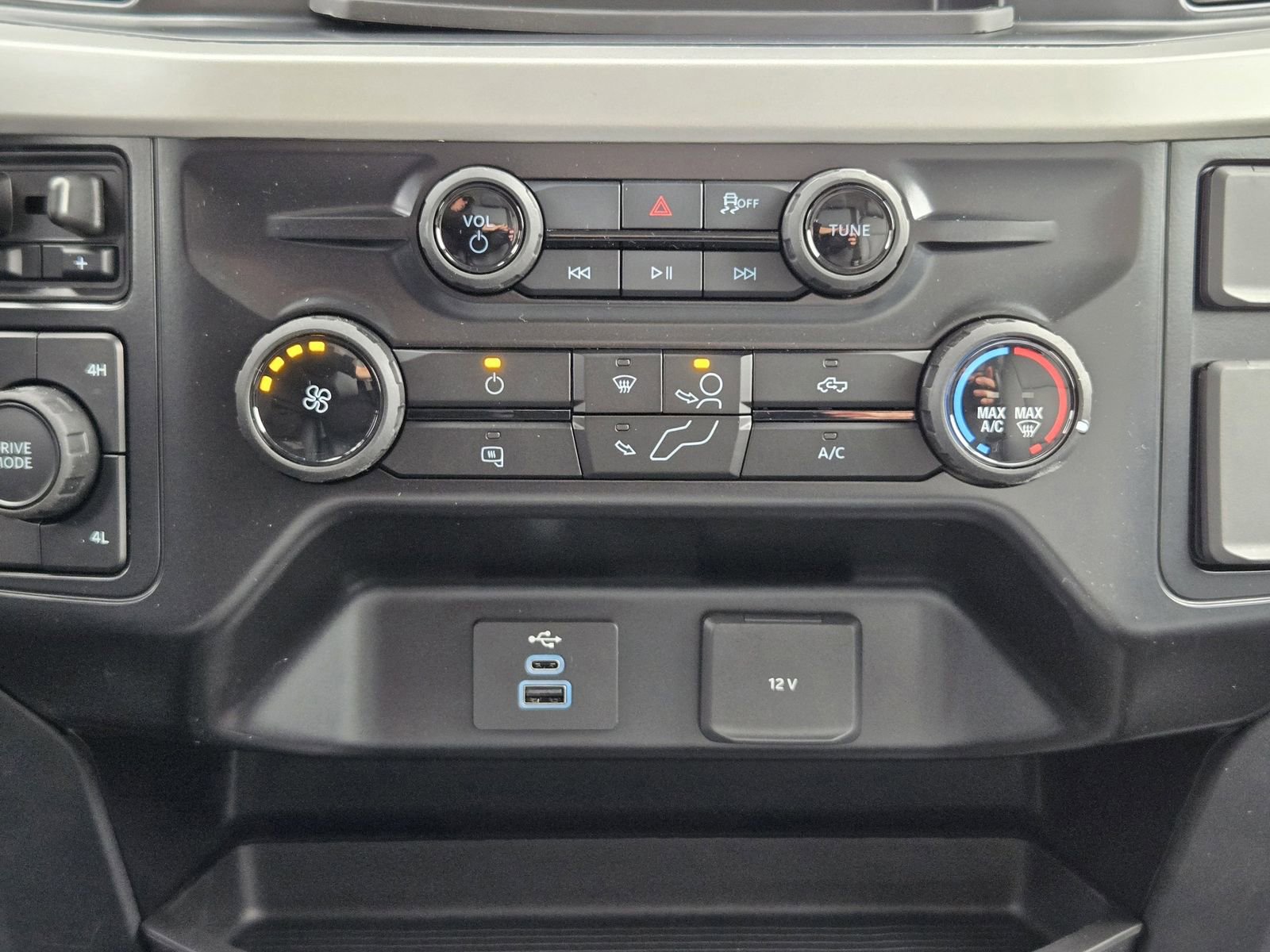 New 2026 Ford F550 4x4 Crew Cab Super Duty image 20