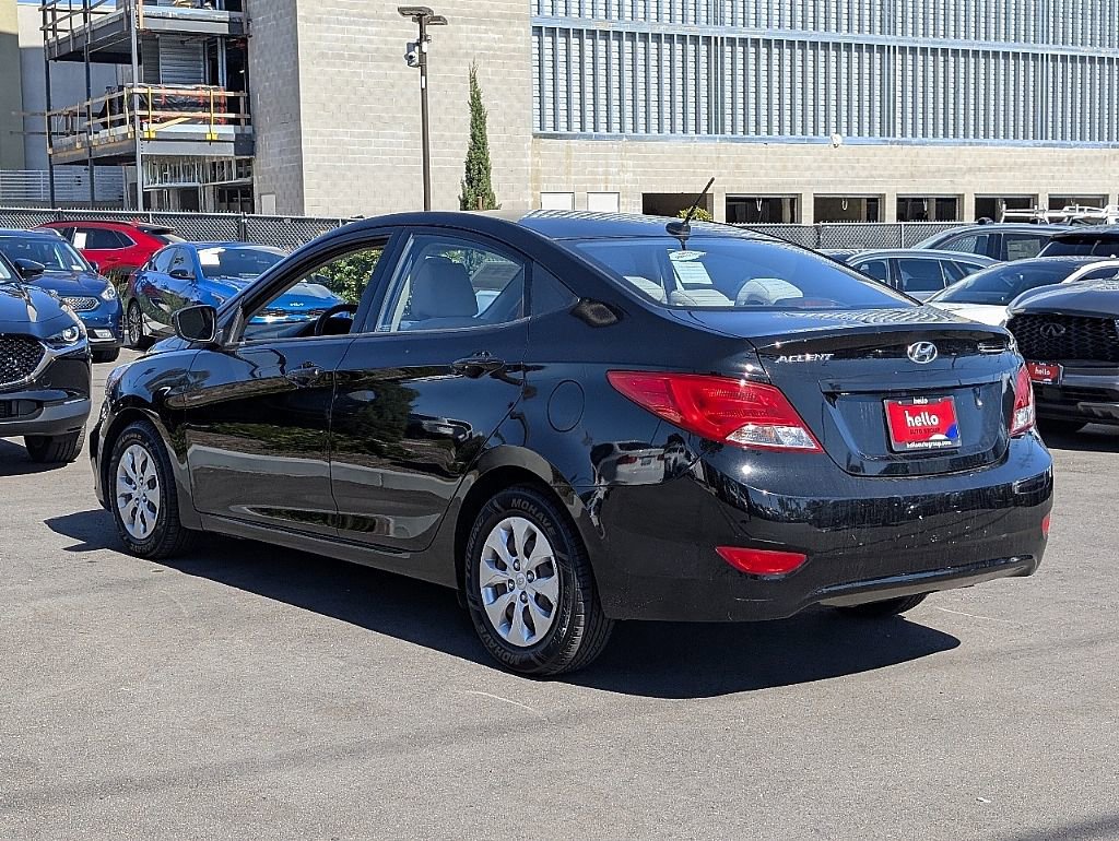 Used 2017 Hyundai Accent SE FWD image 11
