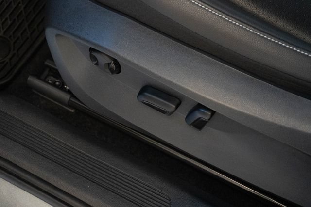 Used 2024 Volkswagen Tiguan SE FWD image 15