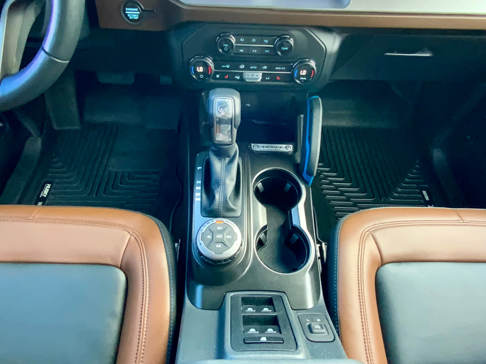 Used 2023 Ford Bronco Outer Banks image 44