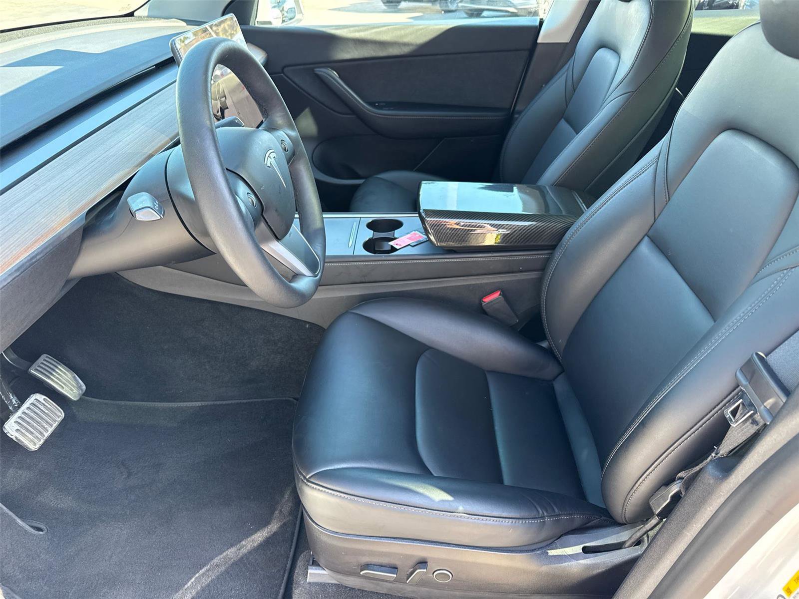 Used 2021 Tesla Model Y Long Range image 28