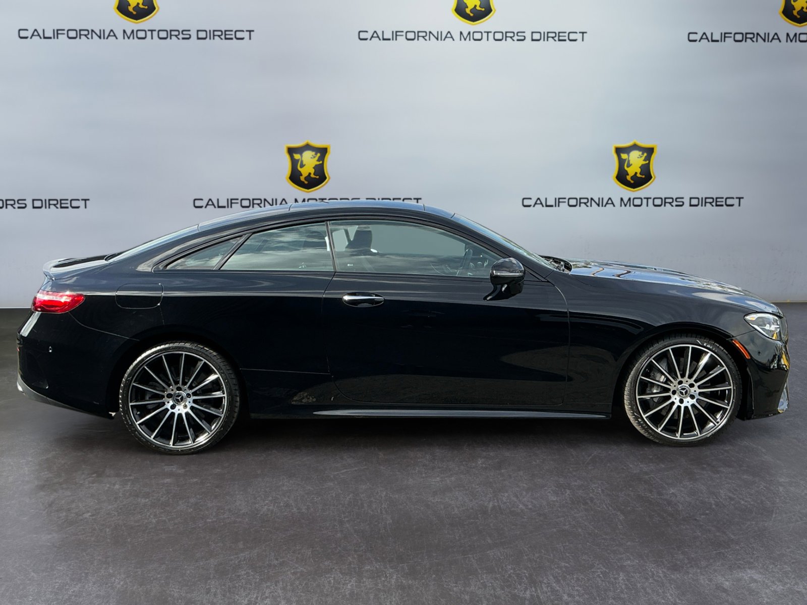 Used 2023 Mercedes-Benz E 450 Coupe image 4