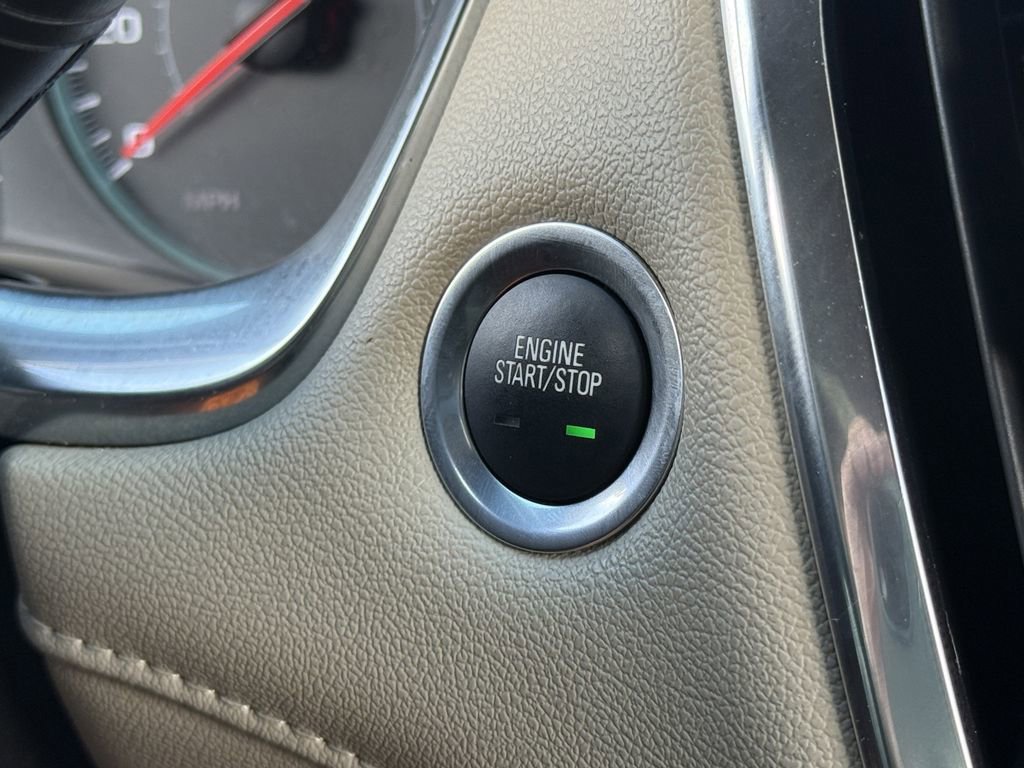 Used 2023 Chevrolet Traverse LS FWD image 21