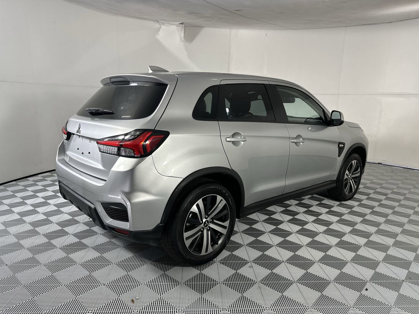Used 2026 Mitsubishi Outlander Sport ES AWD/4WD image 8