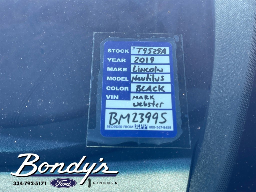 Used 2019 Lincoln Nautilus Reserve image 21