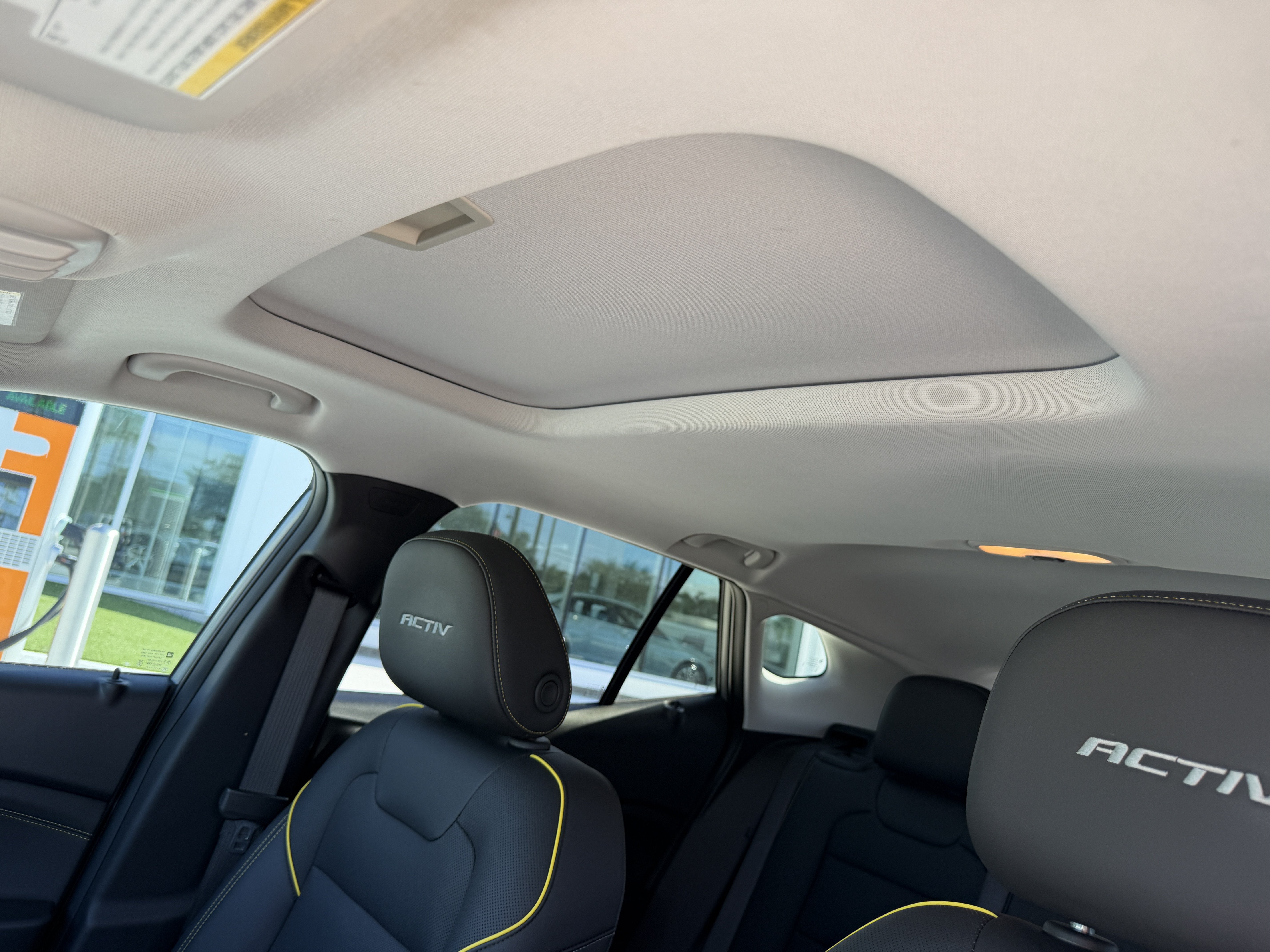 Used 2024 Chevrolet Trax ACTIV w/ Sunroof Package FWD image 21