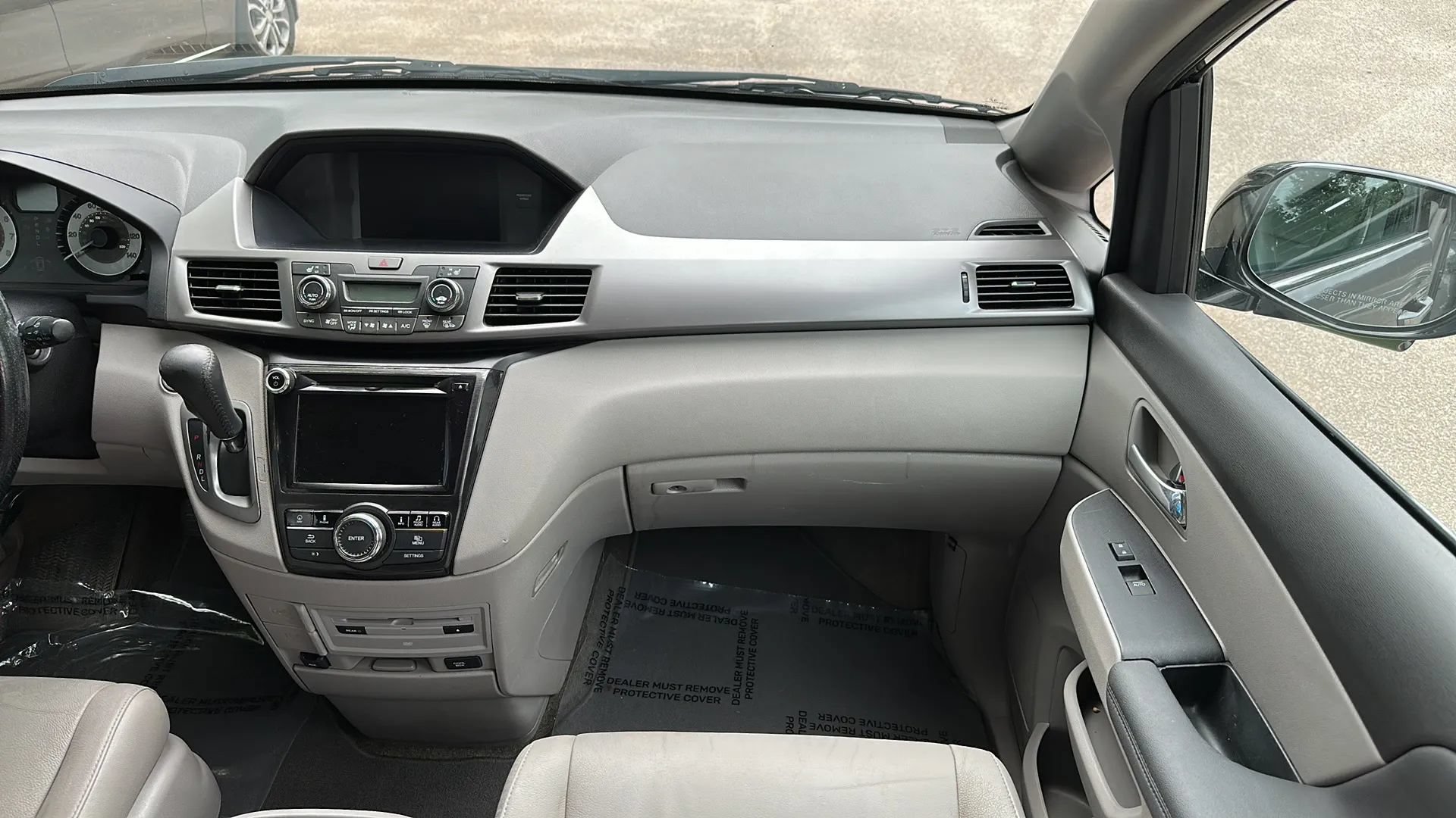 Used 2015 Honda Odyssey Touring image 30