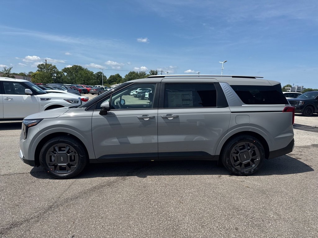 New 2026 Kia Carnival EX image 4