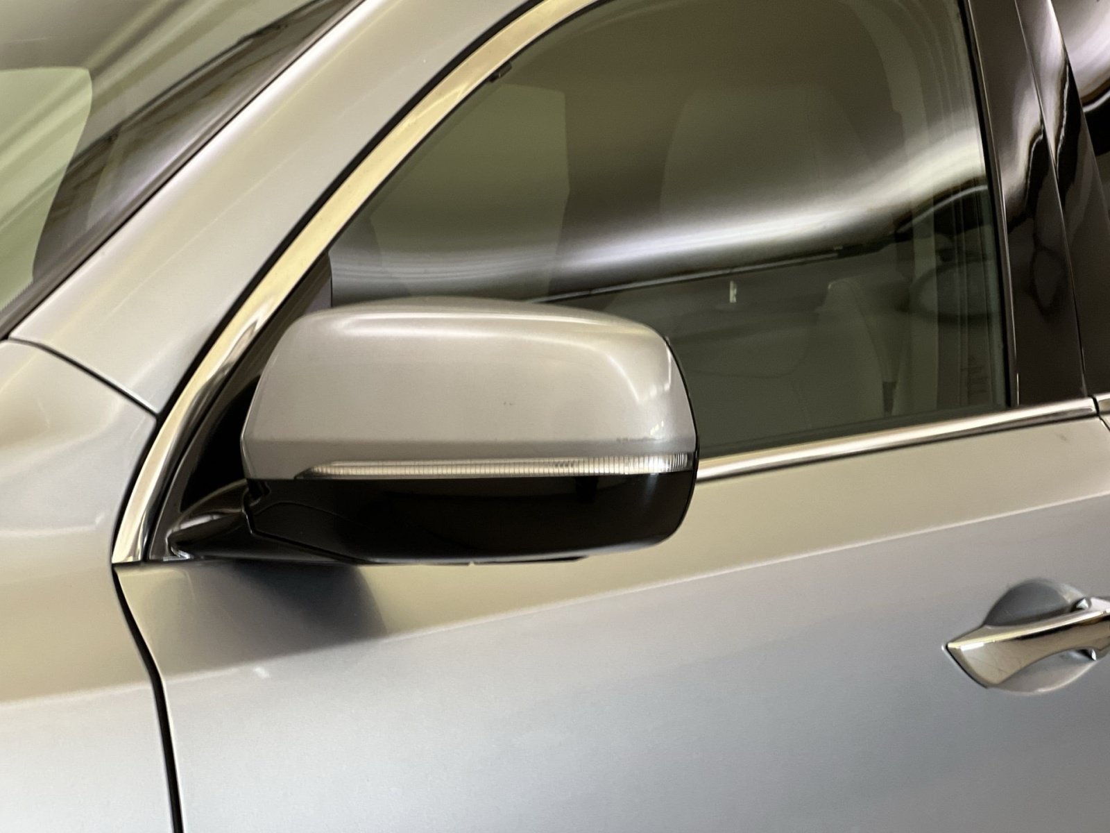 Used 2019 Acura MDX SH-AWD image 32