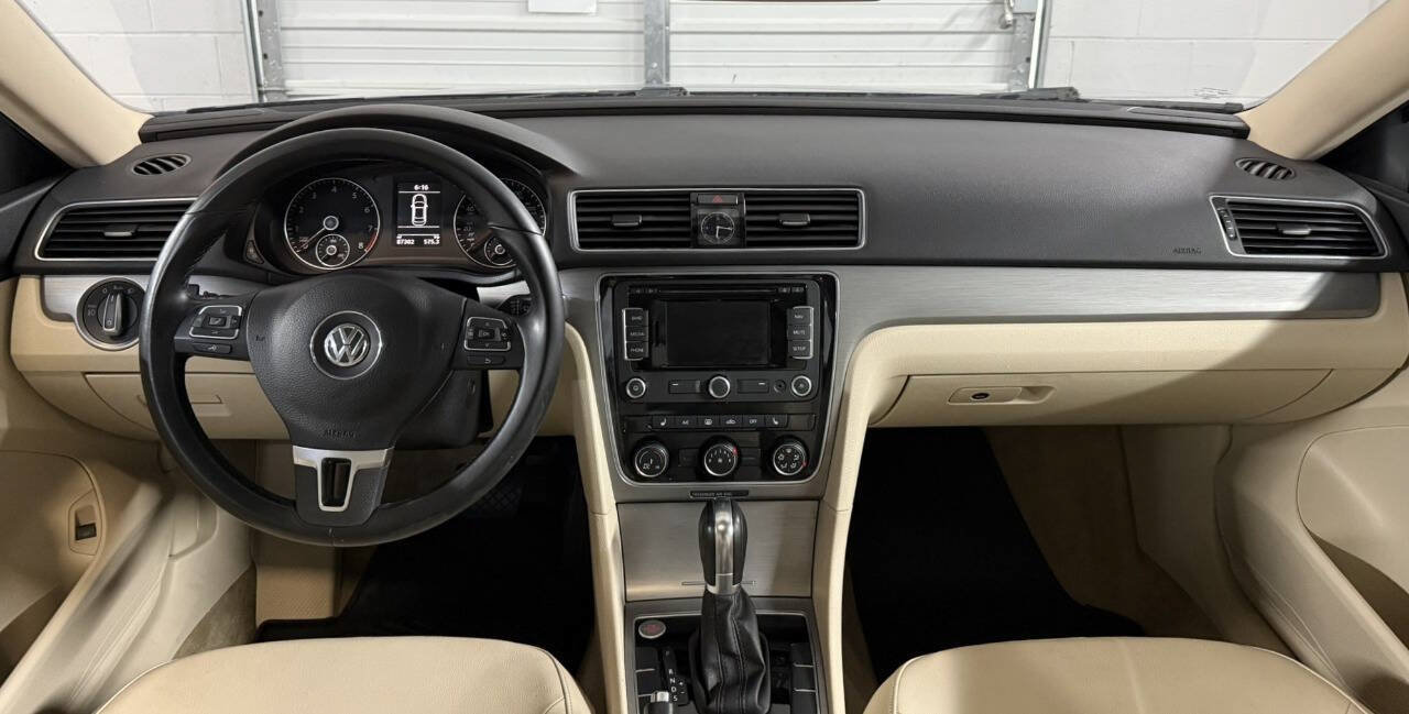 Used 2015 Volkswagen Passat 1.8T SE FWD image 12