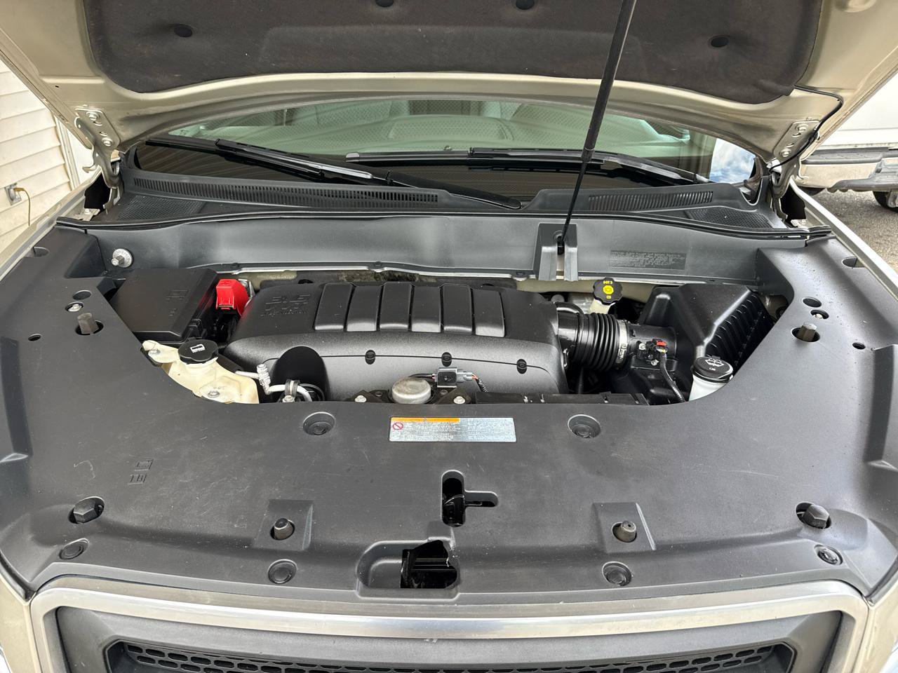Used 2014 GMC Acadia SLE FWD image 29