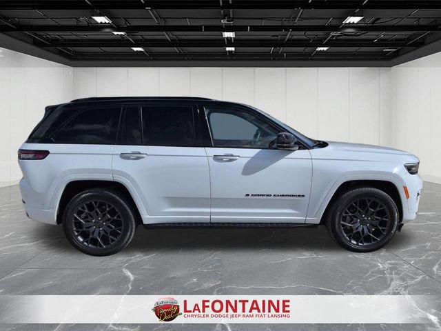 Certified 2025 Jeep Grand Cherokee Summit w/ Obsidian Package image 6