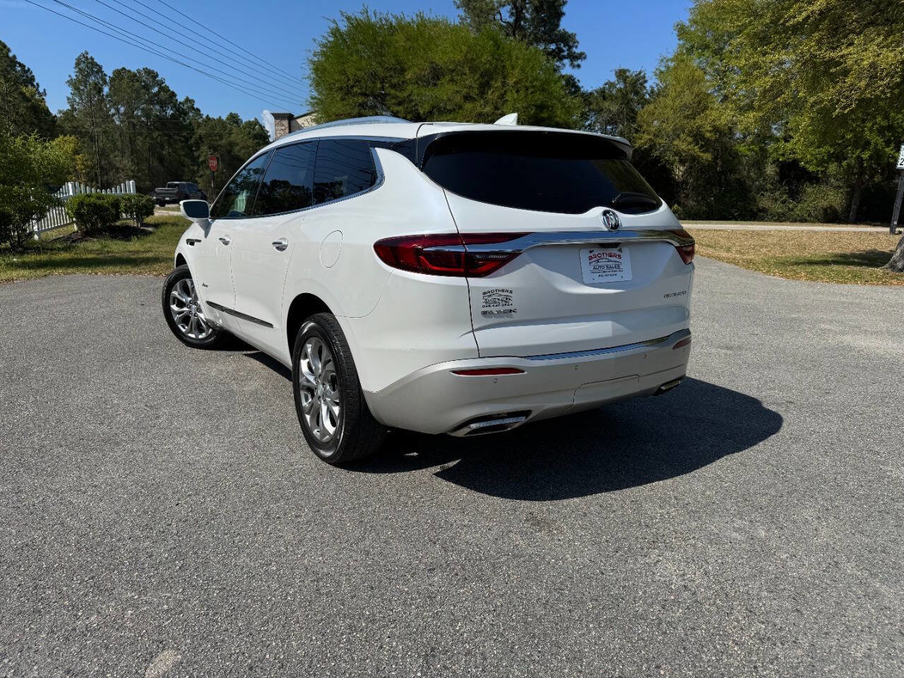 Used 2018 Buick Enclave Avenir w/ Avenir Technology Package image 34
