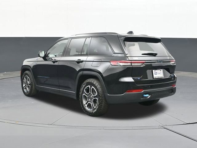 Used 2022 Jeep Grand Cherokee Trailhawk image 9