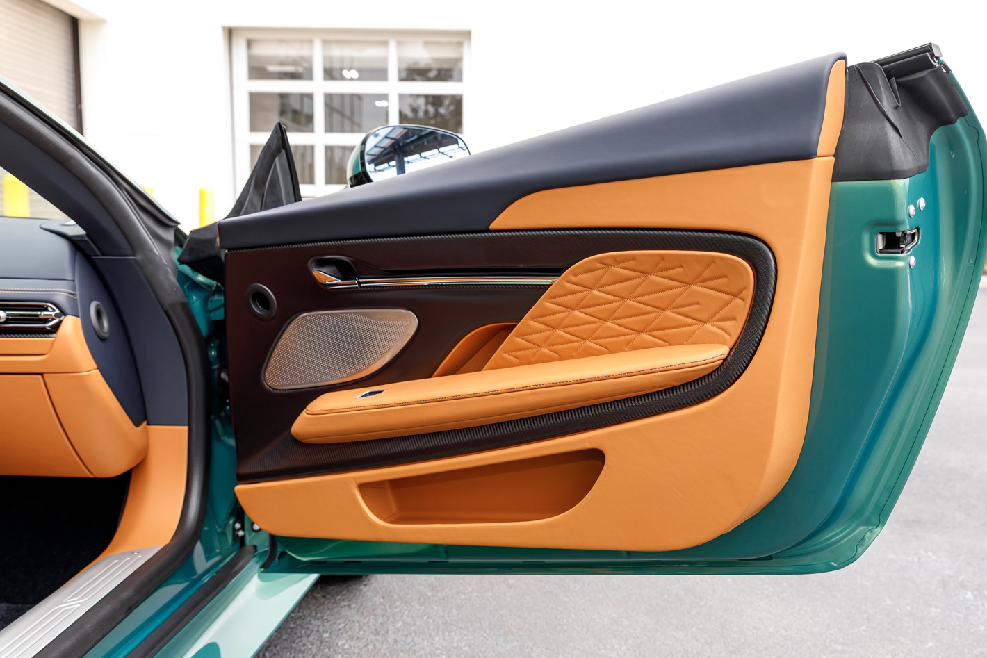 Used 2025 Aston Martin DB12 Coupe image 44