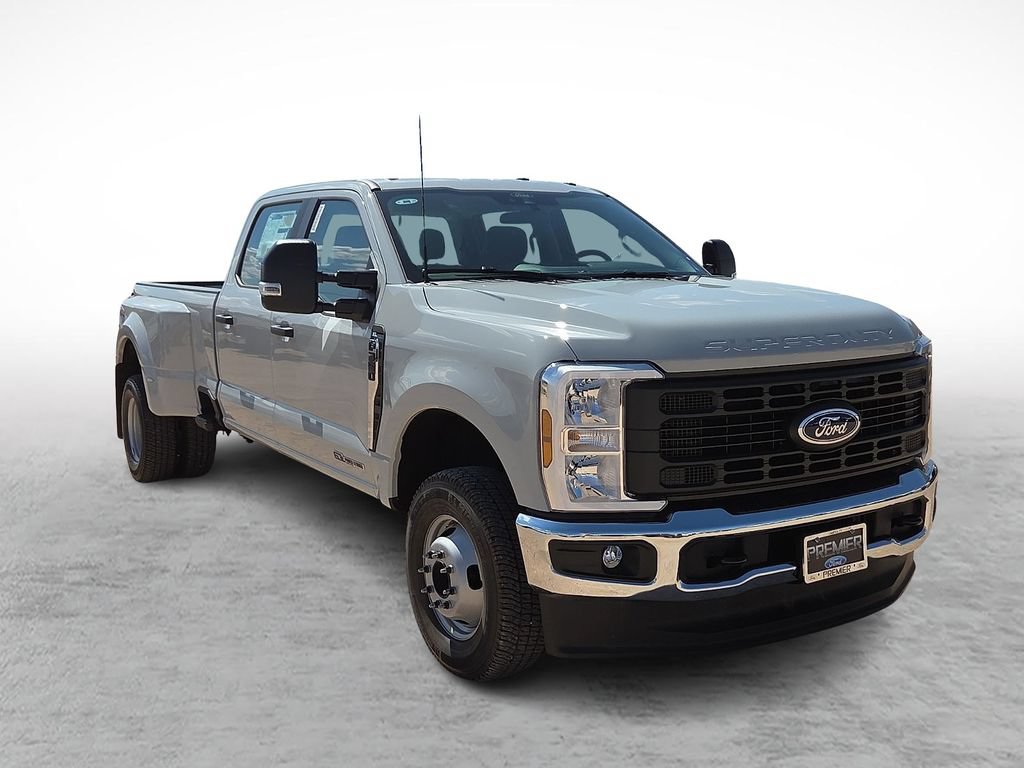 New 2026 Ford F350 XL w/ XL Chrome Package AWD/4WD image 1
