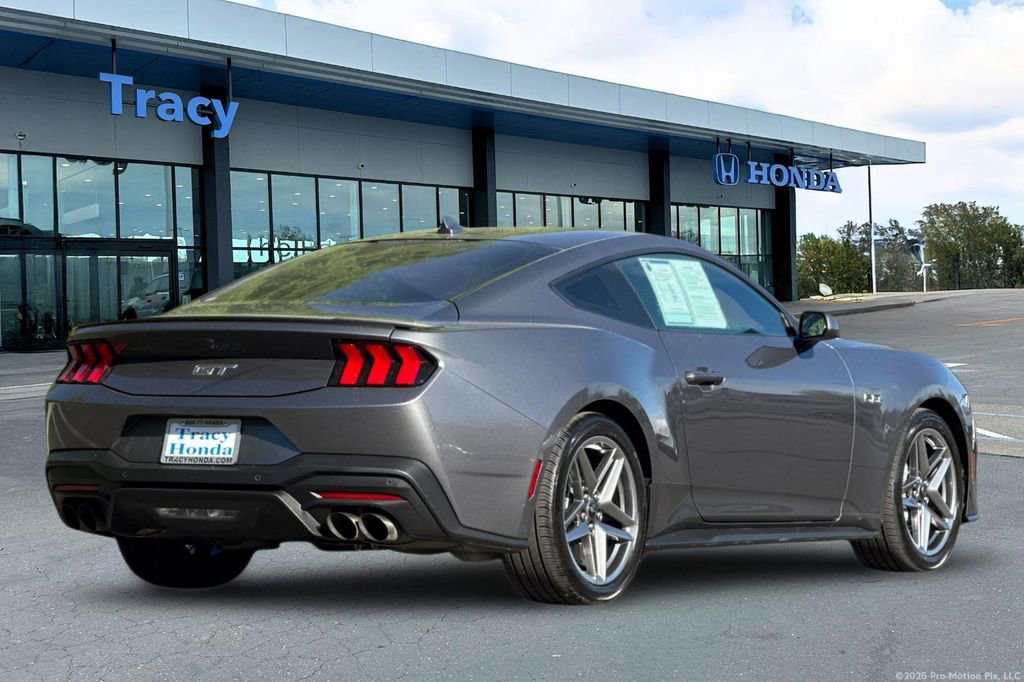 Used 2024 Ford Mustang GT Premium image 6