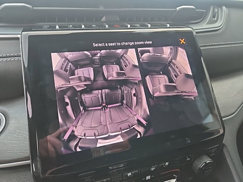 Used 2025 Jeep Grand Cherokee L Limited w/ Luxury Tech Group II image 53