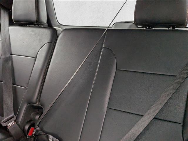 Used 2018 Chevrolet Traverse LT w/ LPO, 'HIT The Road' Package image 15