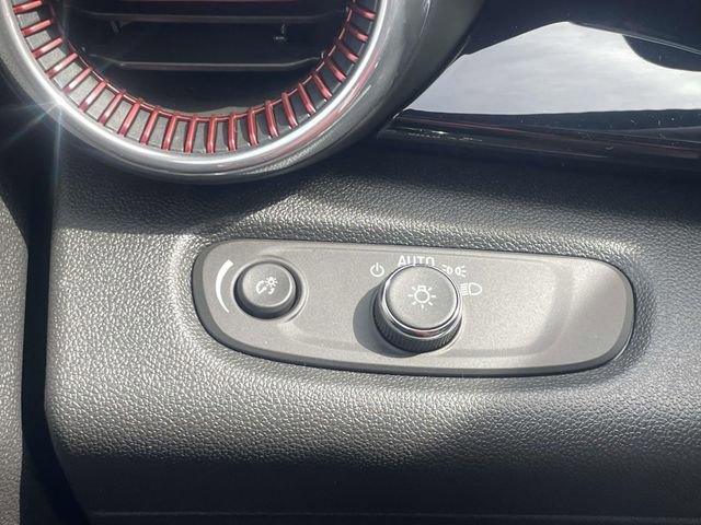 New 2026 Chevrolet Trax RS w/ Sunroof Package image 20