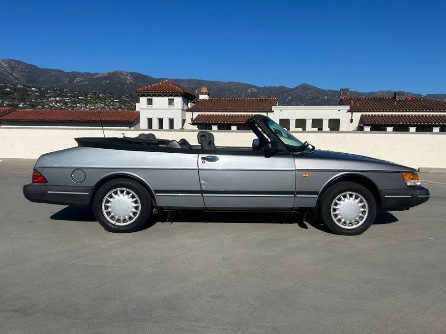 Used 1993 Saab 900 S FWD image 9
