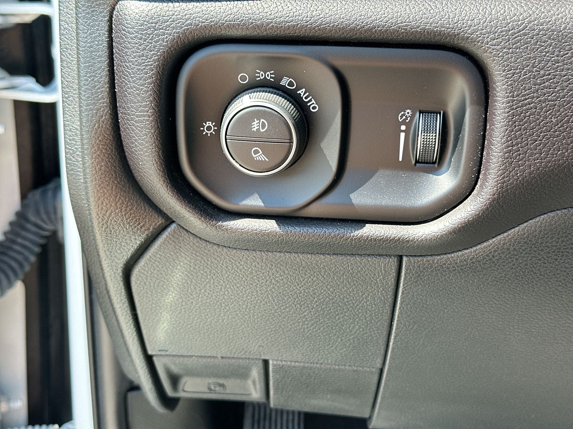 Used 2024 RAM 2500 Big Horn AWD/4WD image 17
