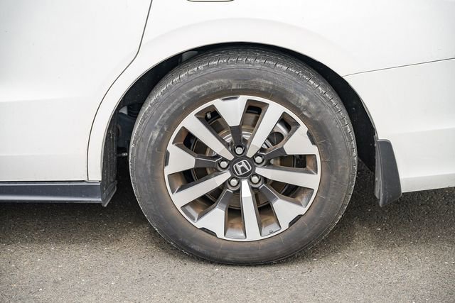 Used 2025 Honda Odyssey EX-L image 12