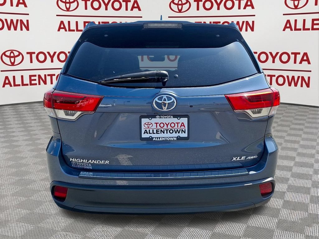 Used 2019 Toyota Highlander XLE w/ Protection Package #3 AWD/4WD image 5