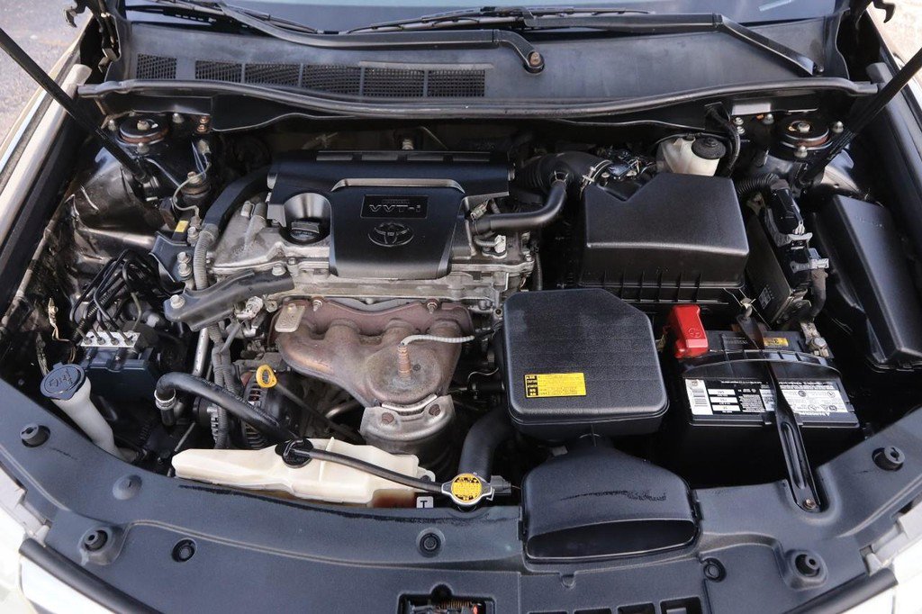 Used 2012 Toyota Camry LE image 23