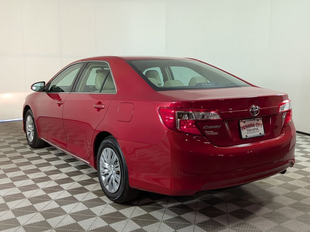 Used 2012 Toyota Camry LE FWD image 5