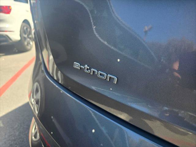 Used 2019 Audi e-tron Premium Plus AWD/4WD image 13