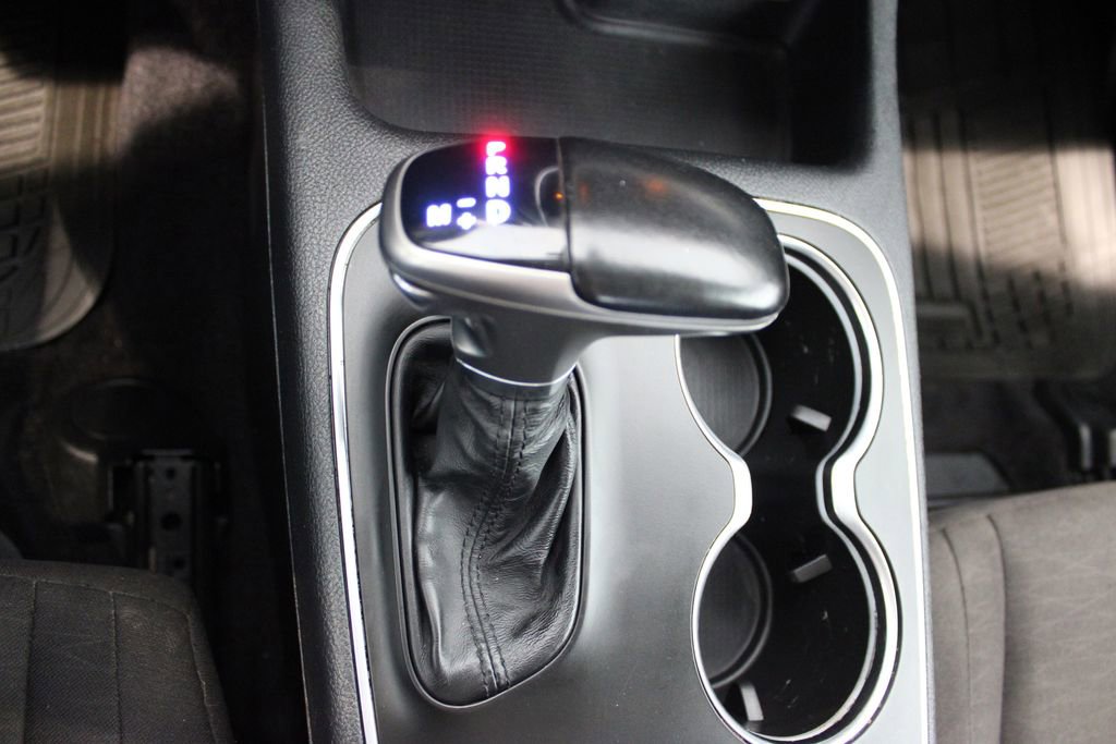 Used 2019 Dodge Durango SXT w/ 3rd Row Seating Group AWD/4WD image 17