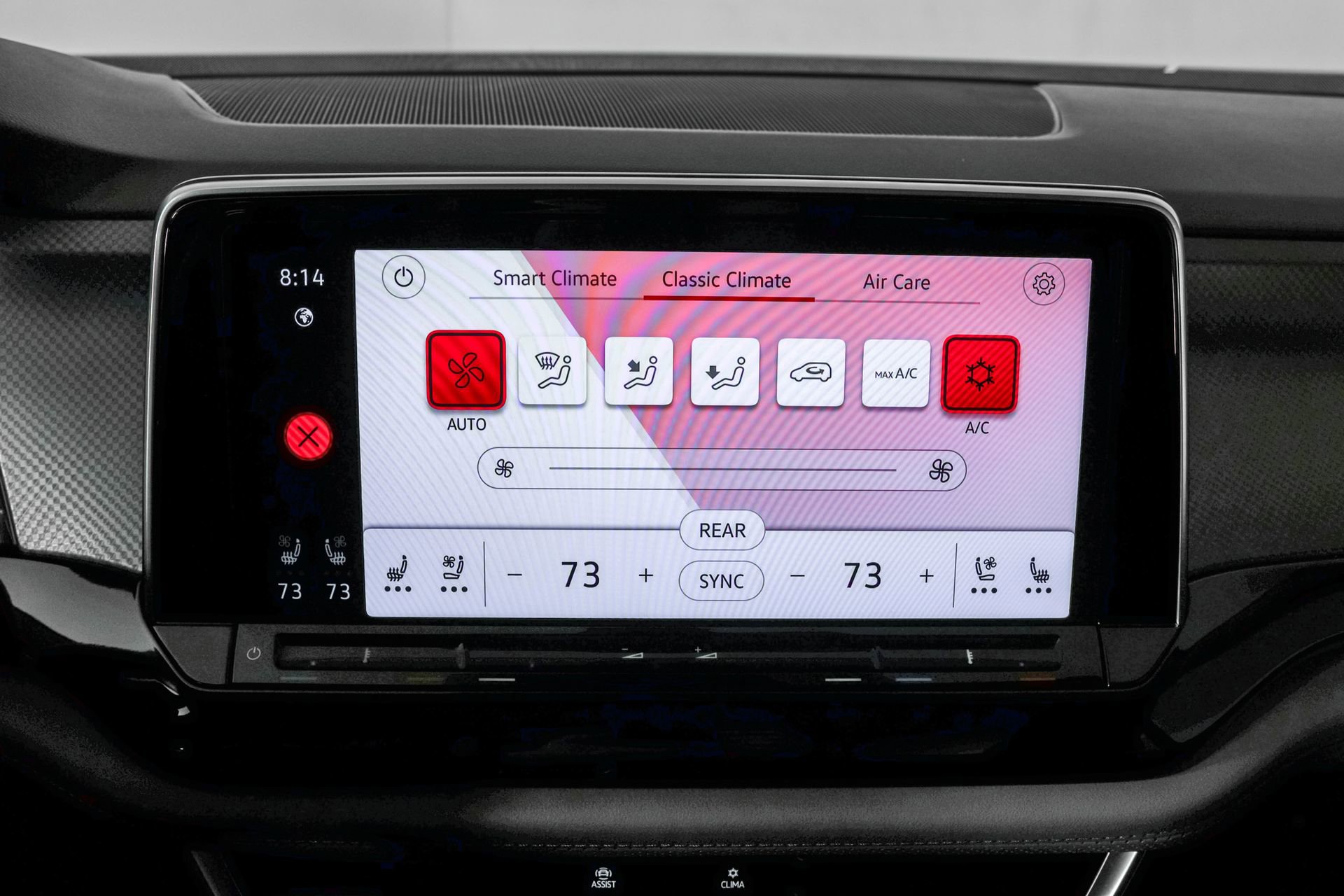 Used 2024 Volkswagen Atlas Peak Edition SE image 33