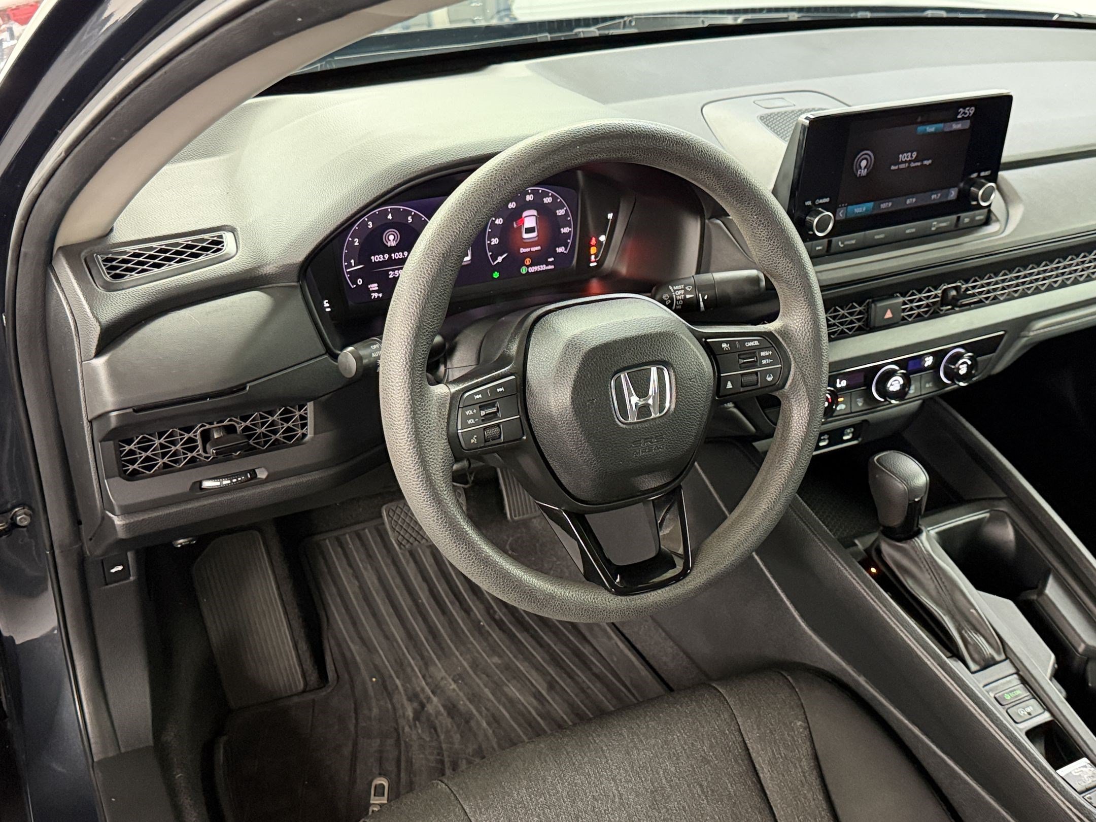 Used 2023 Honda Accord LX image 27