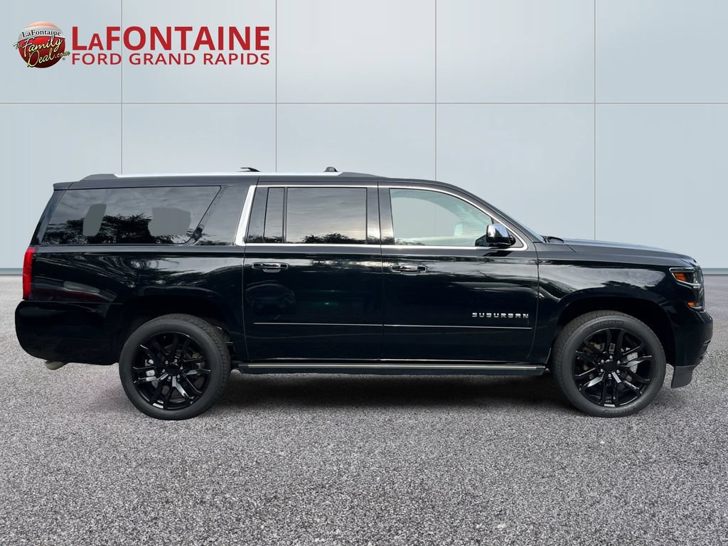 Used 2020 Chevrolet Suburban Premier w/ Premier Plus Edition AWD/4WD image 8
