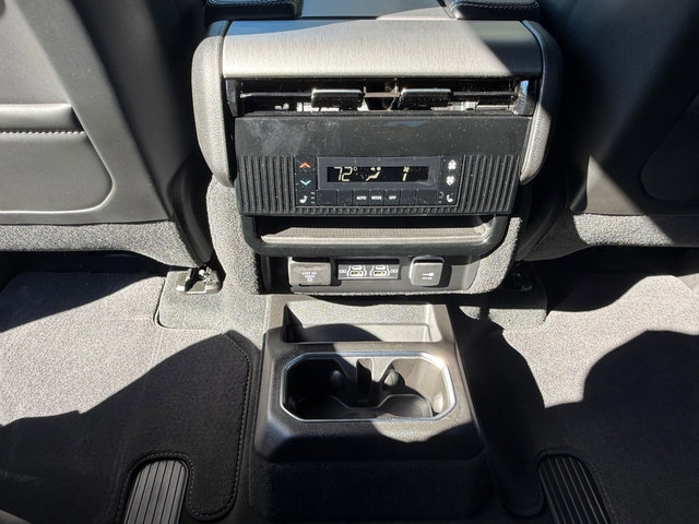 New 2026 Jeep Grand Wagoneer L Limited w/ Premium Group II image 21