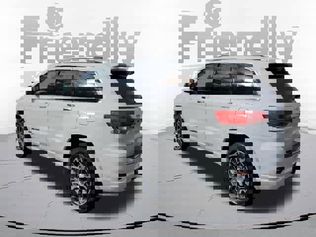 Used 2020 Jeep Grand Cherokee Overland image 3