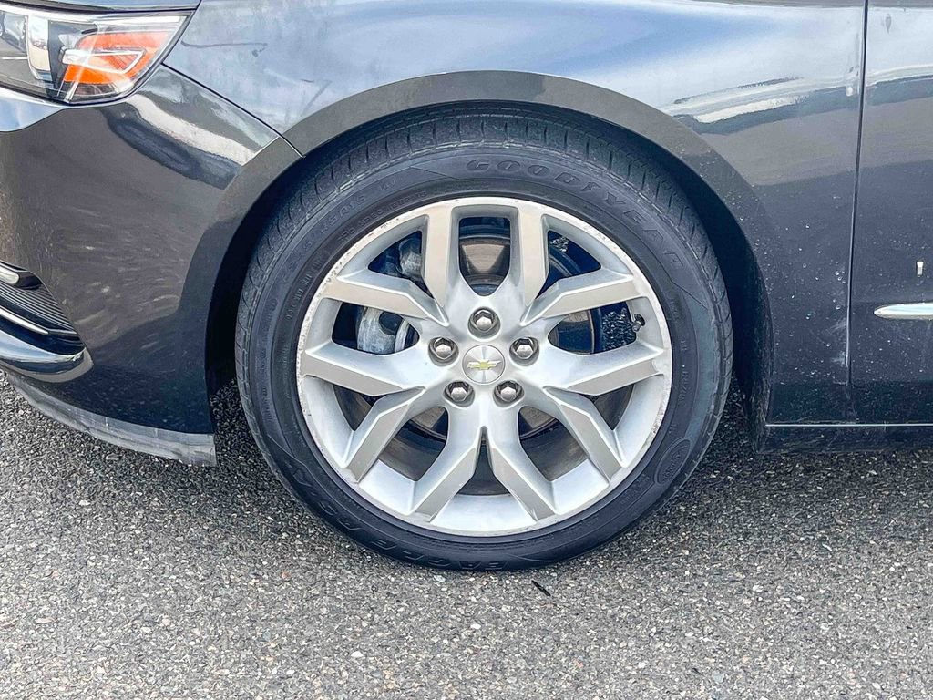 Used 2015 Chevrolet Impala LTZ image 7