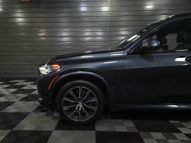 Used 2019 BMW X5 xDrive50i w/ M Sport Package image 46